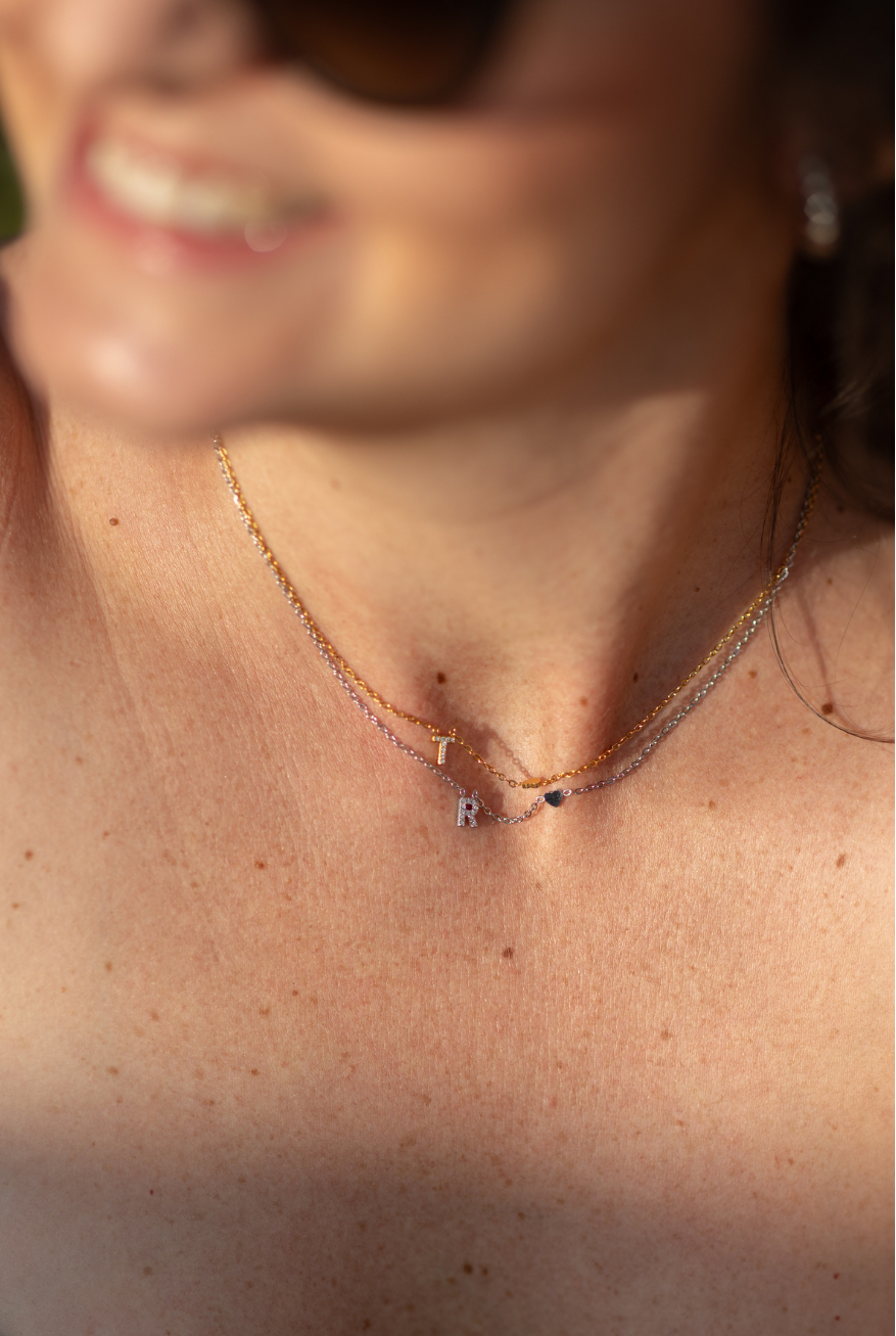 colar-inicial-brilhantes