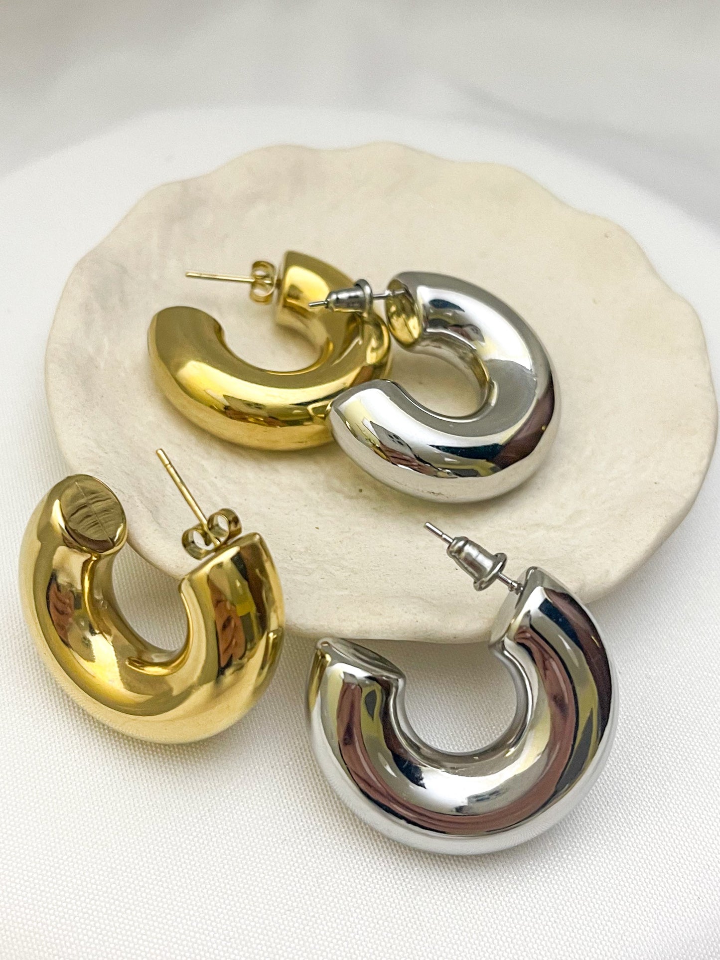 Brincos Large Hoops